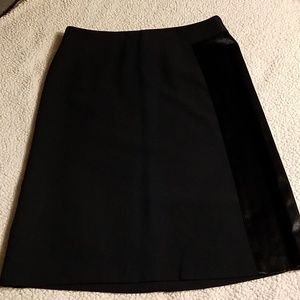 GAP Black Satin Knee Length Skirt Size 10